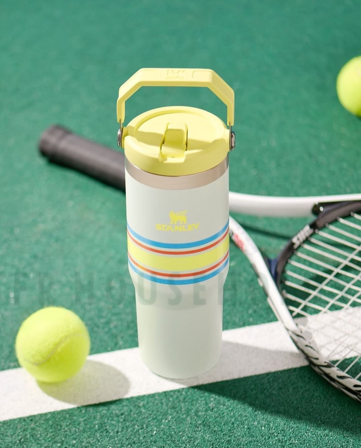THE VARSITY ICEFLOW™ FLIP STRAW TUMBLER | 30 OZ (Mist Mesh)