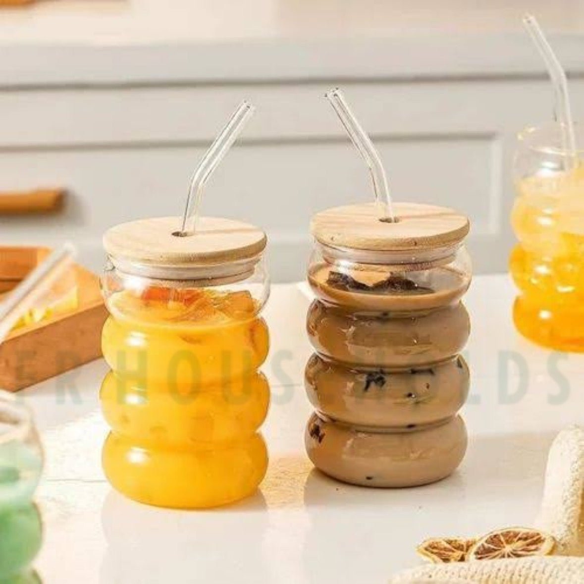 Bubble Shape Iced Tea Glass with Wooden Lid & Straw – Aesthetic Borosilicate Drinkware (400ml) | 1pc