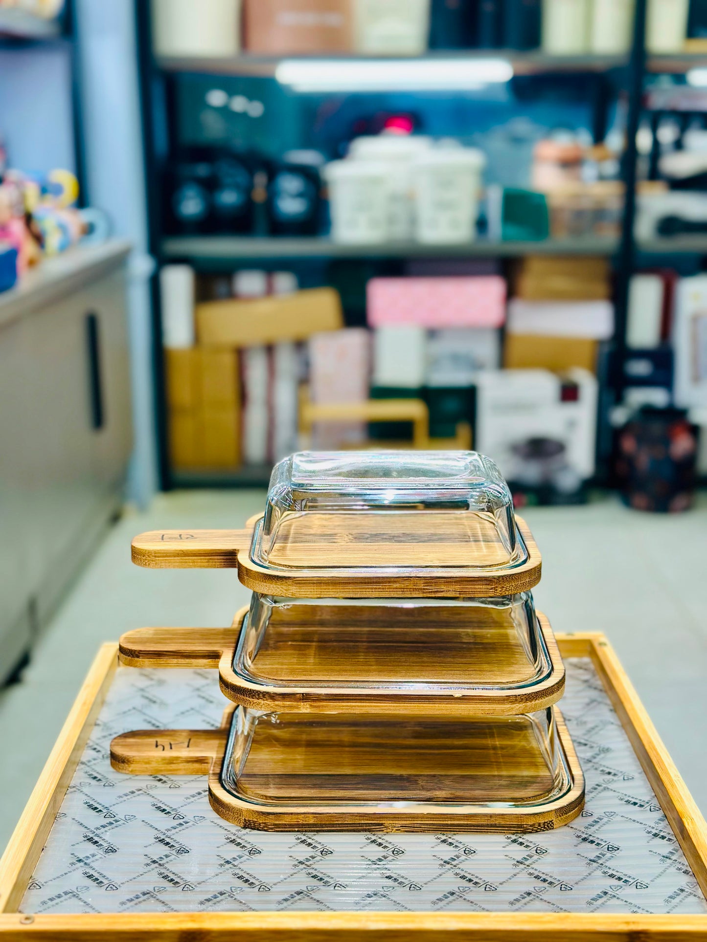 Trending Rectangular Glass Serving Dish with Wooden Tray & Lid | FR HOUSEHOLDS