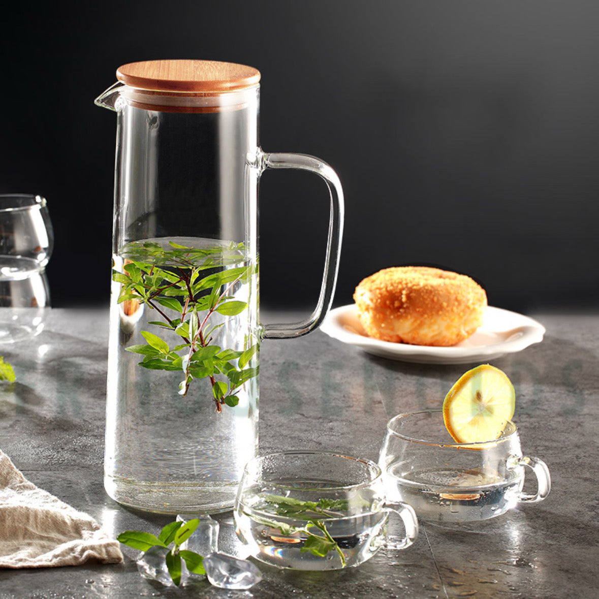 1.8L Premium Water Pitcher – Elegant Hydration in Every Pour