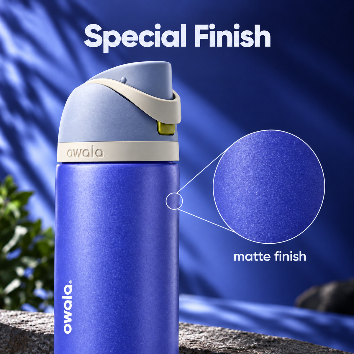 Owala FreeSip® Water Bottle - 32oz | Cobalt Crush