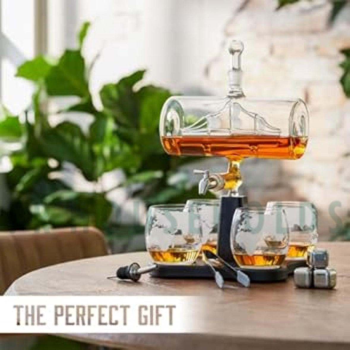 Luxury Ship-in-Bottle Wine & Whiskey Dispenser Set – 5-Piece Globe Glass Collection