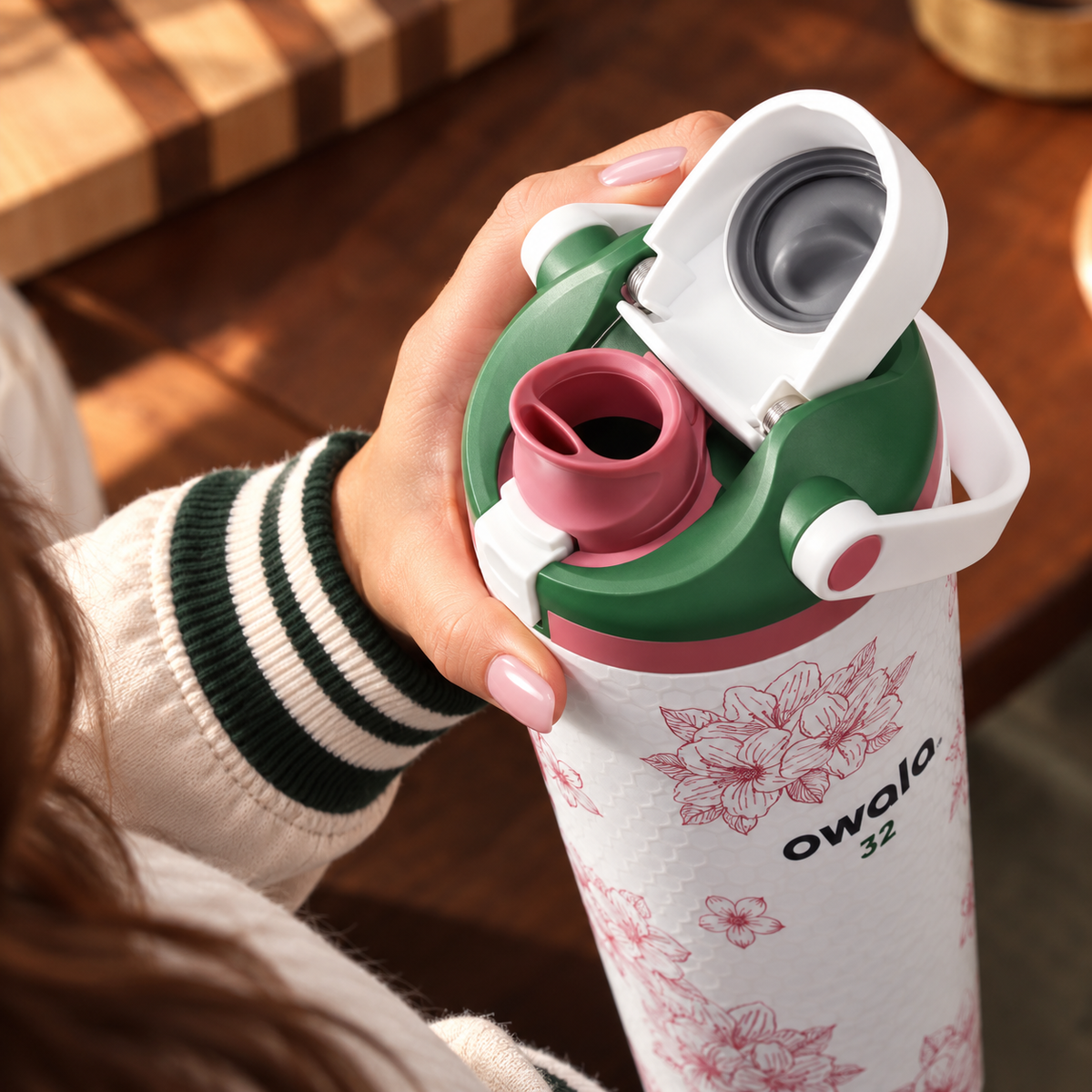Owala FreeSip® Tumbler with Travel Grip – 32oz | Zalea 13