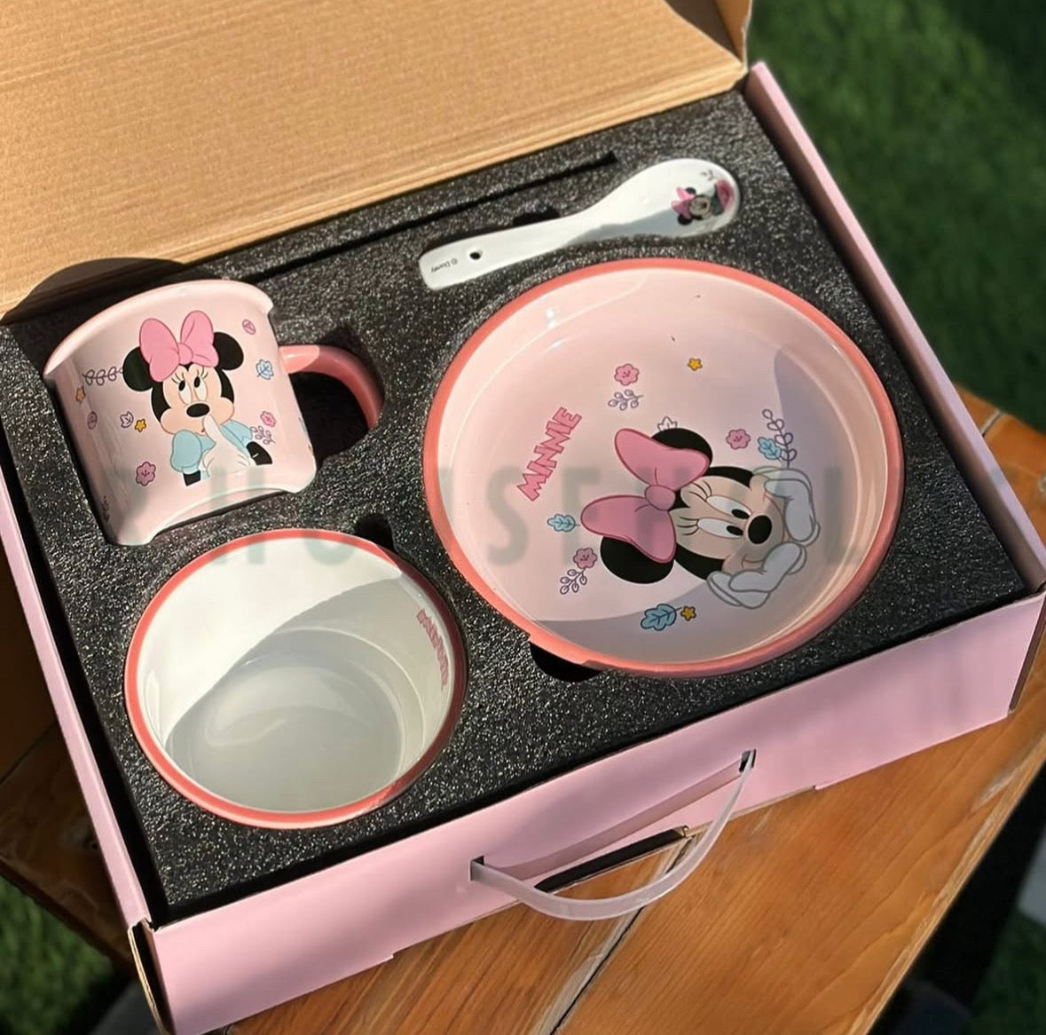 Walt Disney Minnie 4-Piece Meal Set