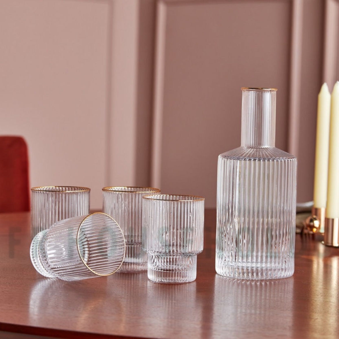 Vintage Optic 5-Piece Decanter Set