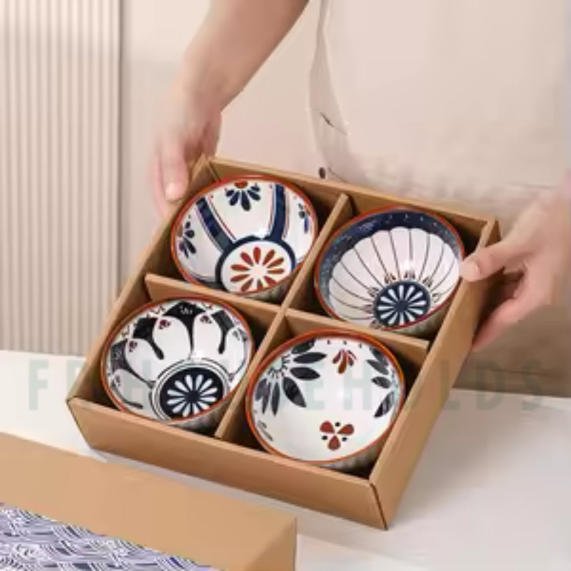 Professional 4-Piece Bowl Set – Excellent Quality With Chopsticks