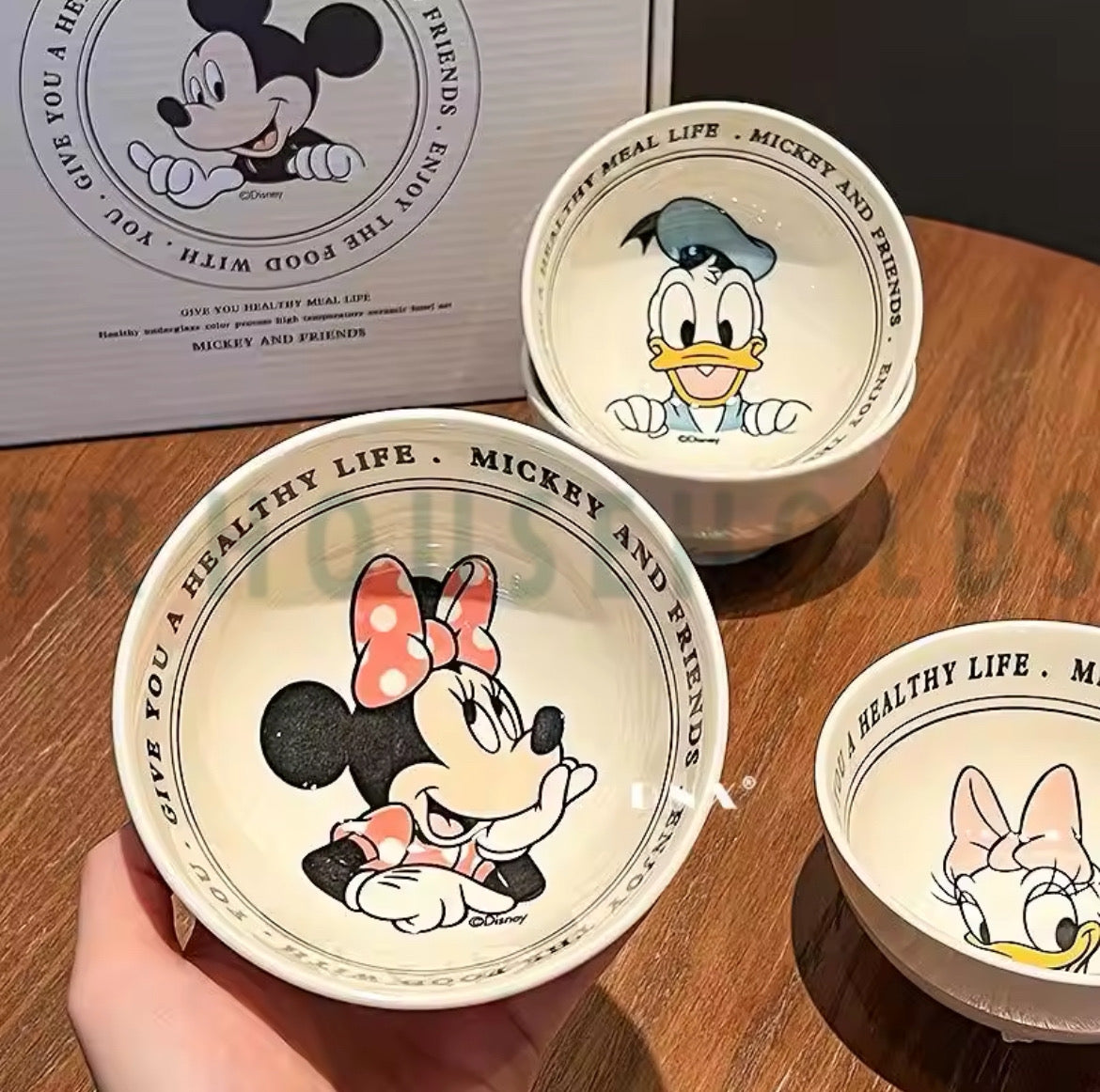 Walt Disney 4pcs Bowls Set With Orignal Disney Gift Box Packing.