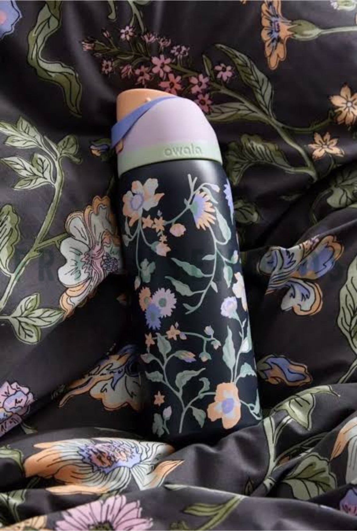 Owala FreeSip® Midnight Garden 24OZ Bottle Urban Outfitters