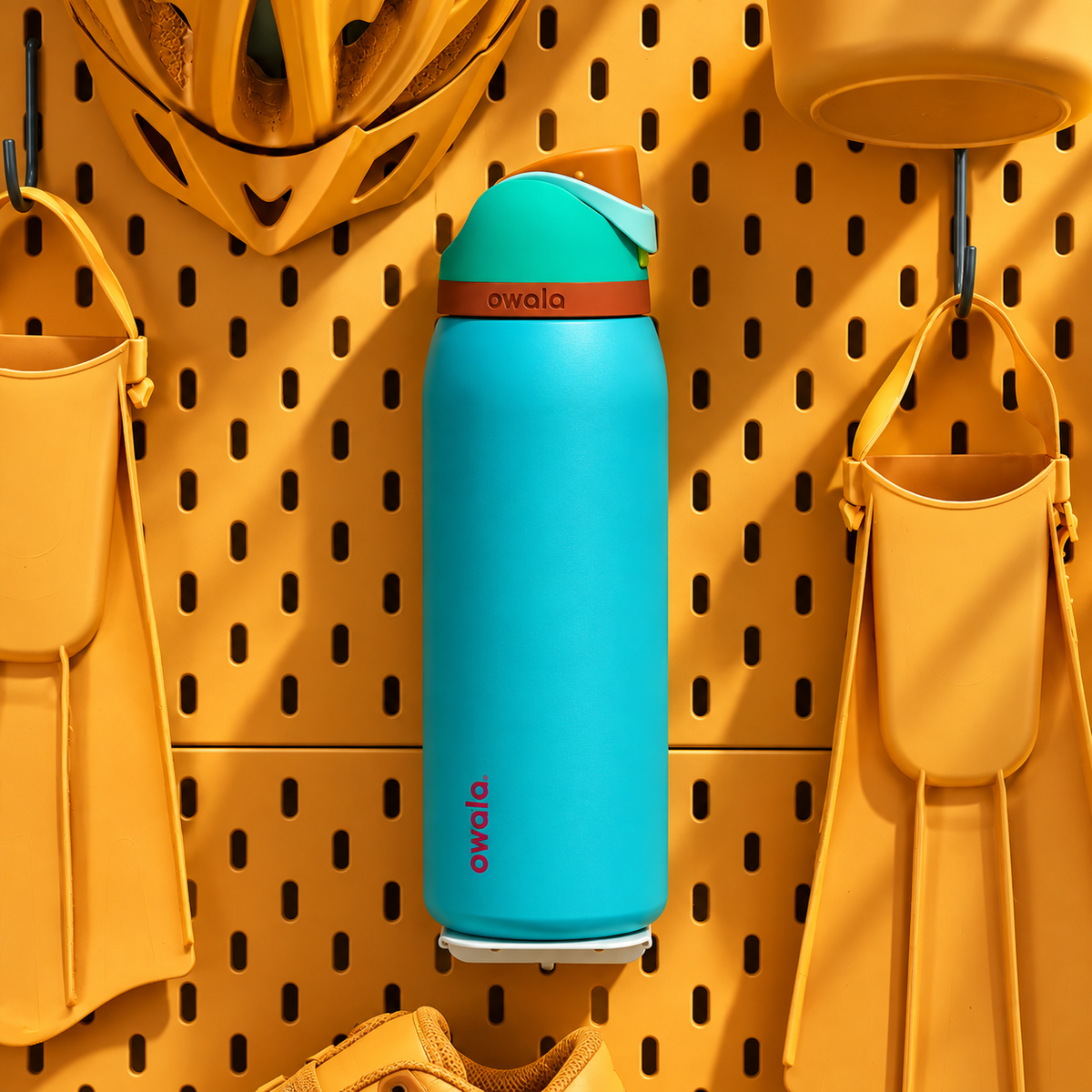 Owala FreeSip® Water Bottle - 32oz | Palm Springs